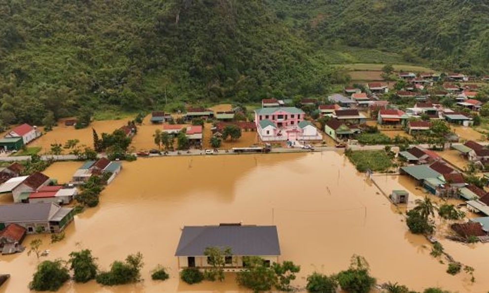 Nghệ An: Hàng trăm hộ dân ở Tân Kỳ và Hoàn Long chìm trong biển nước