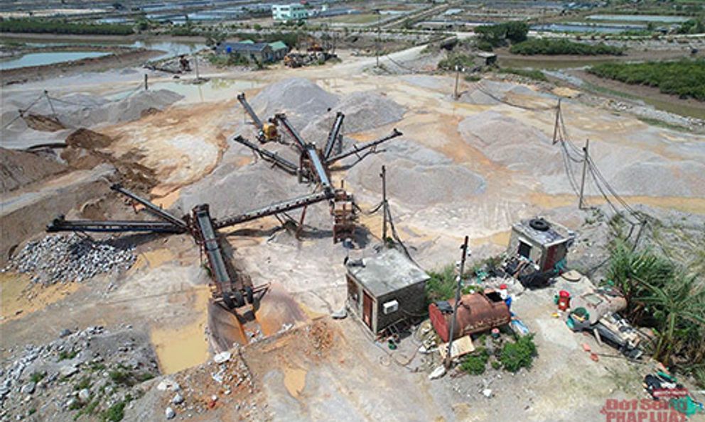 Nghệ An: Hết thời gian khai thác khoáng sản nhiều năm, doanh nghiệp vẫn chưa đóng cửa mỏ