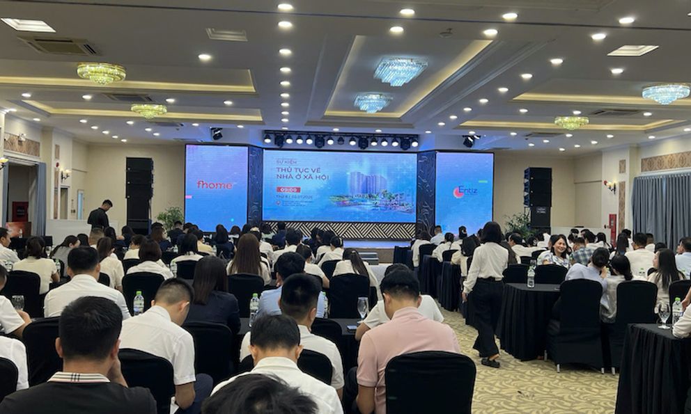 Hơn 500 khách mời tham gia sự kiện hướng dẫn mua nhà ở xã hội do Entiz Group tổ chức