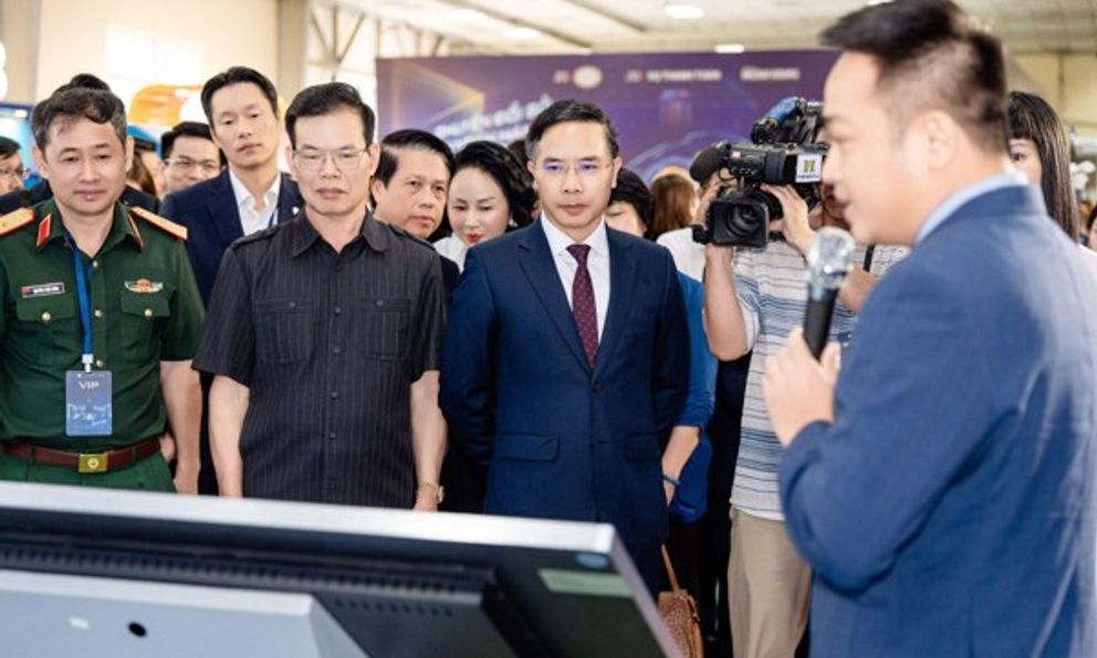 Giải bài toán vốn cho SME: MB rút ngắn 80% thời gian xử lý hồ sơ nhờ AI