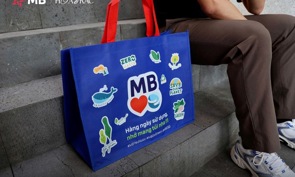 Biến rác thành hoa: MB cùng cộng đồng gieo mầm sống xanh 2026