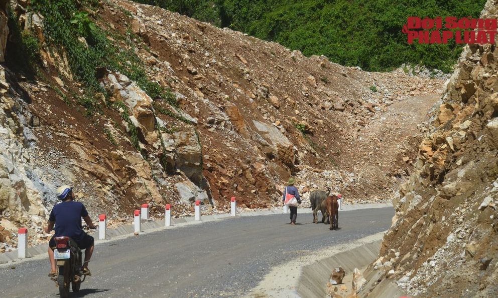 Nghệ An: Niềm vui và nỗi lo sạt lở tại dốc đường nối Quỳ Hợp – Tân Kỳ