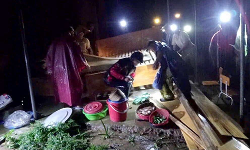  Lũ quét tàn phá nhiều bản làng ở miền núi Nghệ An