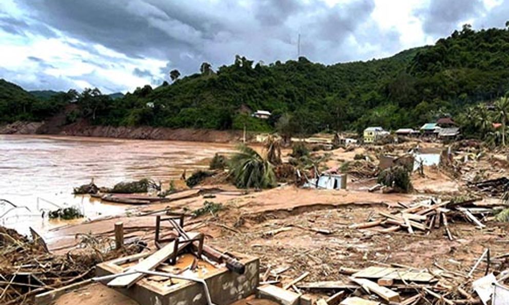 Chùm ảnh: Bản làng miền núi Nghệ An tan hoang sau lũ dữ