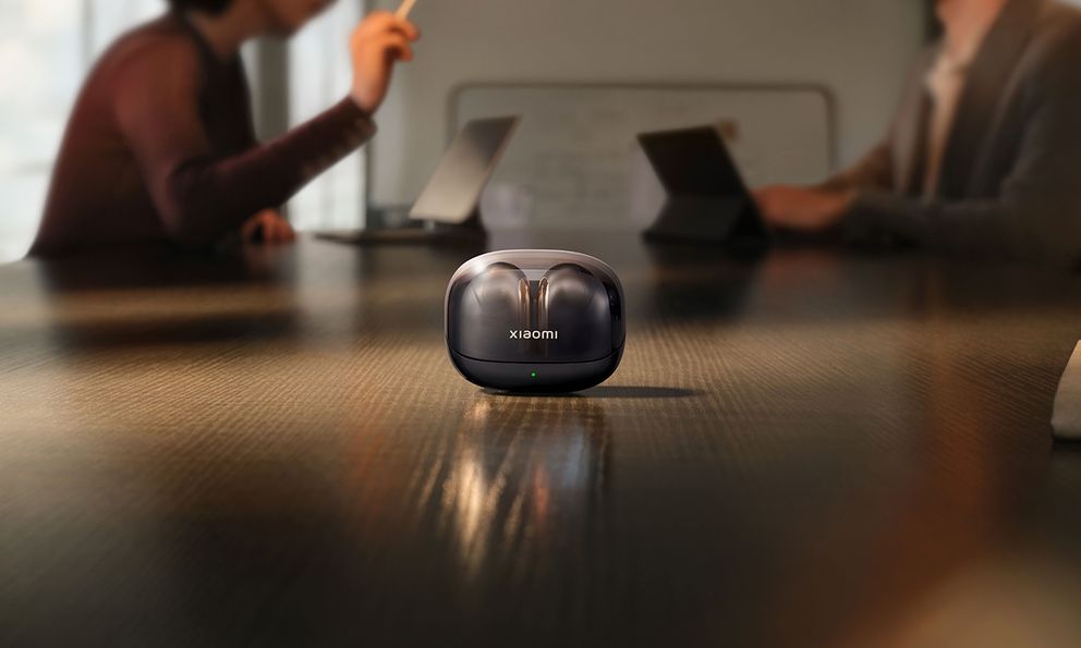 Xiaomi ra mắt tai nghe không dây chạy bằng... Wi-Fi, chất âm Hi-Res, pin 40 giờ, giá từ 5,29 triệu đồng