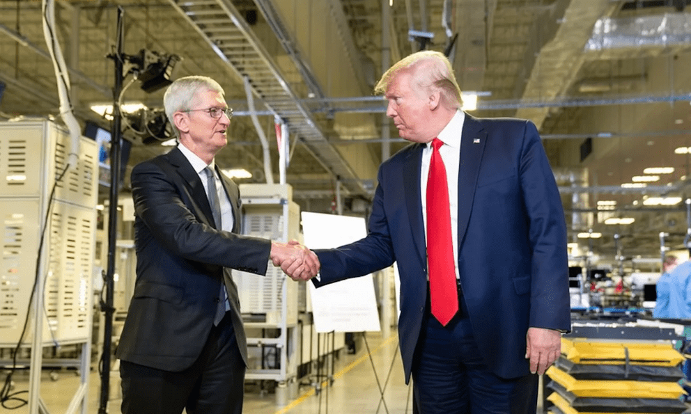 Chính thức: Ông Trump miễn trừ thuế cho smartphone và thiết bị điện tử
