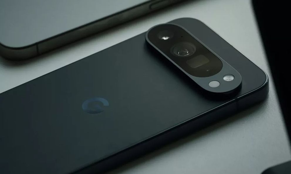 Vì sao Google ra tính năng 'ép' smartphone Android tự khởi động lại sau 3 ngày không dùng?