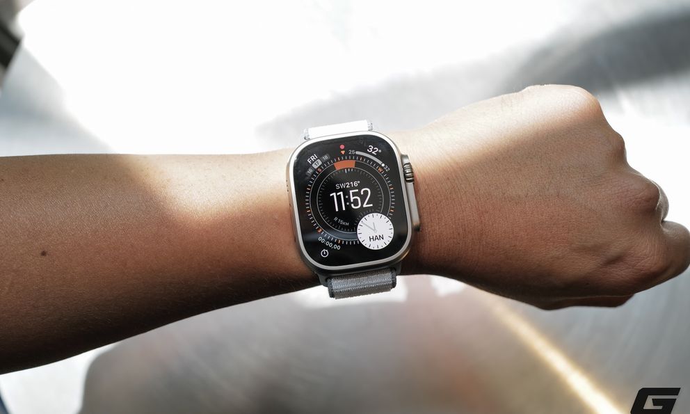 Mở hộp Apple Watch Ultra 3 Titan Tự Nhiên: Vẫn là “ngọn hải đăng” của smartwatch, nay còn bền bỉ và mạnh mẽ hơn