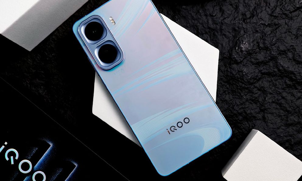 vivo ra mắt điện thoại chip Snapdragon 8 Elite, pin 7.500mAh giá rẻ nhất thế giới