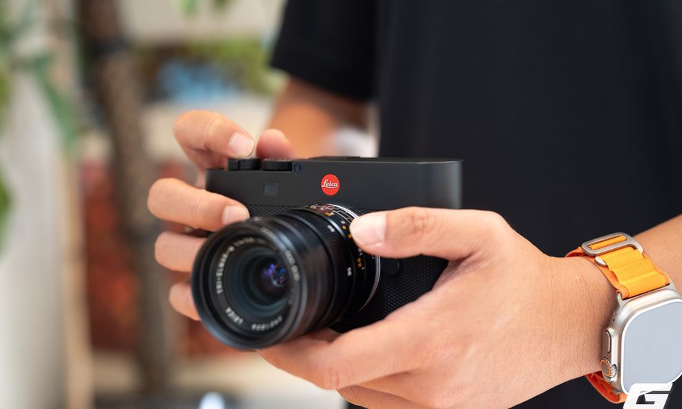 Mở hộp máy ảnh cao cấp Leica M EV1: Viết tiếp di sản bằng những nét hiện đại