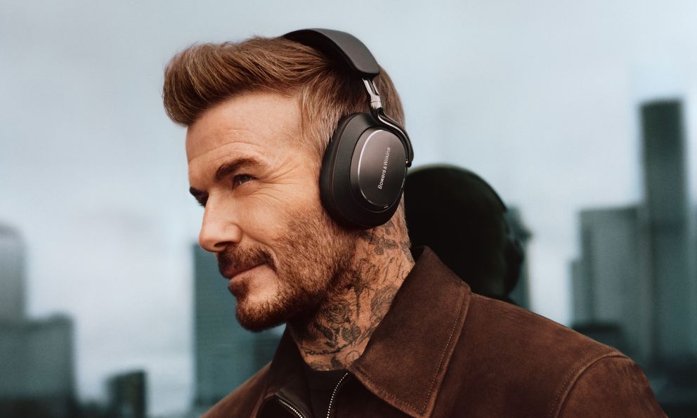 Tai nghe over-ear cao cấp Bowers & Wilkins Px8 S2 chính thức được giới thiệu tại Việt Nam