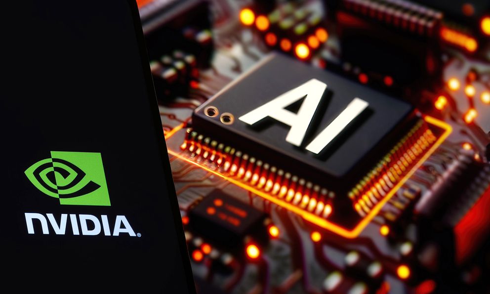 Đằng sau con số thu nhập khủng của NVIDIA: Vì sao doanh thu và lợi nhuận kỷ lục của “vua chip AI” lại khiến nhiều người lo lắng?