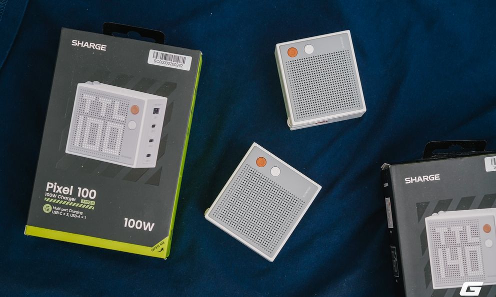 Bộ đôi củ sạc 100W/140W thiết kế đẹp, không có màn hình nhưng vẫn hiển thị được công suất, giá sale 12/12 chỉ hơn 600.000 đồng