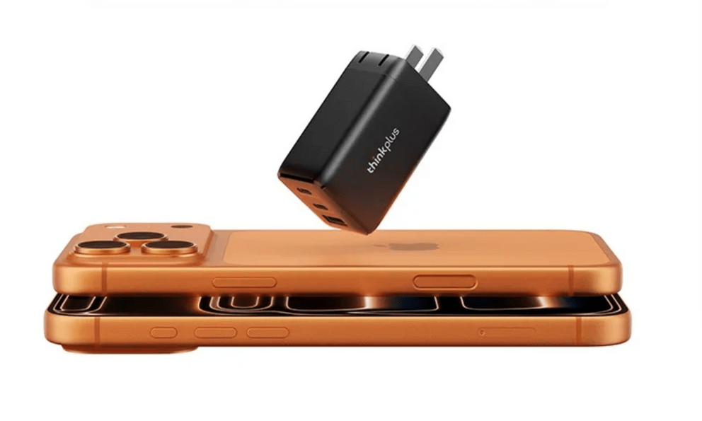 Điện thoại dùng lâu chai pin, ốp ố...: Đã đến lúc mua thêm pin dự phòng, case và phụ kiện thay mới rồi