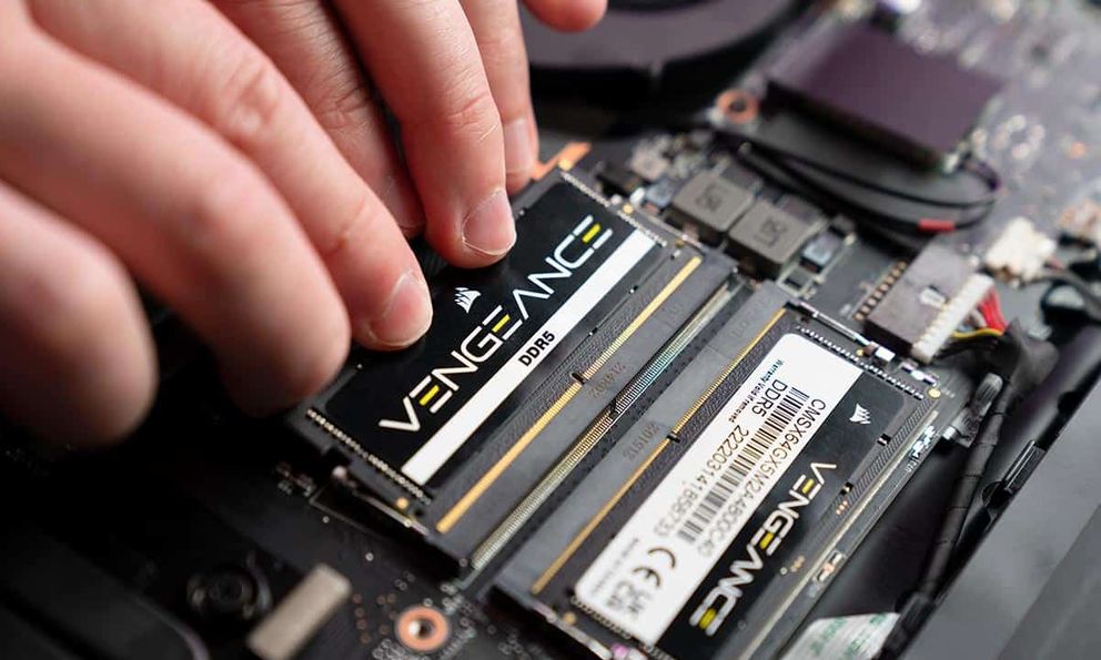 Giá bộ nhớ tiếp tục leo thang, các hãng laptop có thể phải lùi lịch ra mắt