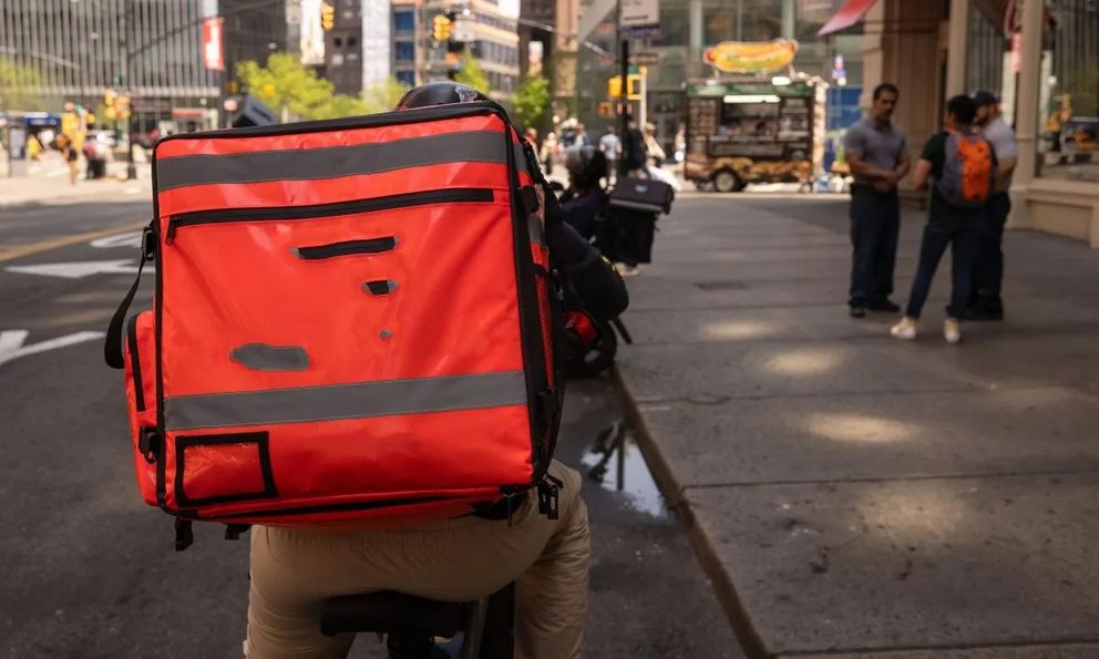 Redditor Mỹ hé lộ góc khuất nghề giao hàng, shipper và người dùng Việt cũng gật gù thấy “quen quá”