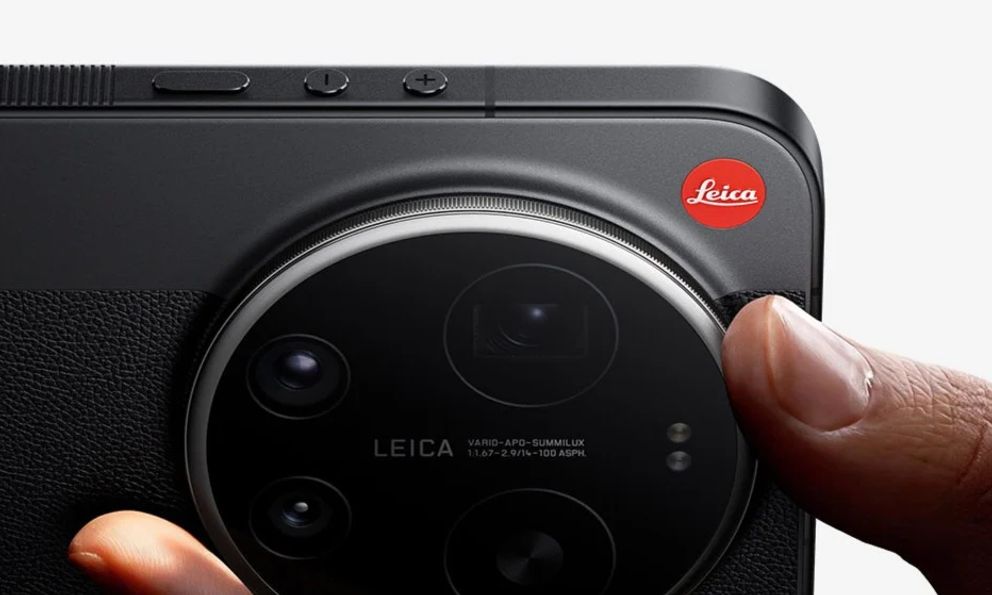 Người dùng hỏi sao vòng xoay zoom của 17 Ultra bản Leica lỏng lẻo, Xiaomi bảo đó là thiết kế có chủ đích