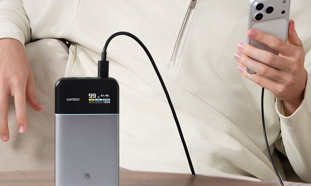 Cuktech 15 Air siêu mỏng nhẹ: Pin silicon carbon 15.000mAh, công suất 65W, 3 cổng ra, giá ở Việt Nam bằng 1 nửa tại Mỹ