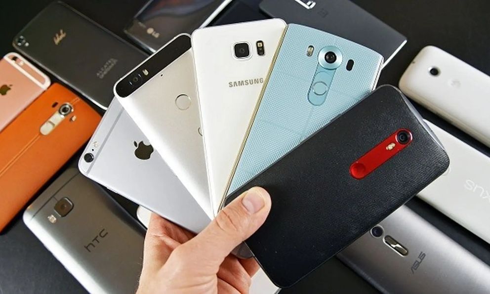 Nhìn lại những smartphone của 2016: Thành công, khủng hoảng, tái sinh và tụt dốc