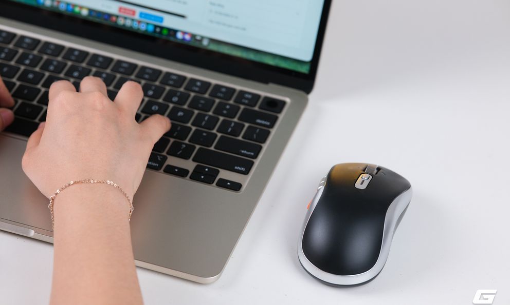 Dùng thử chuột HyperWork Silentium Gen 2: Con lăn ngang, pin 70 ngày và cái giá dưới 500.000 đồng khiến tôi bất ngờ