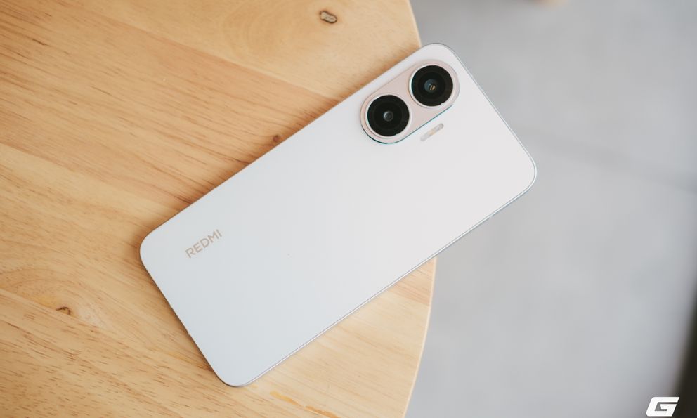 Đúng là chỉ có Xiaomi: Ra mắt gần một năm nhưng máy này vẫn bán cực chạy, thiết kế đẹp, pin khủng, chơi game mượt