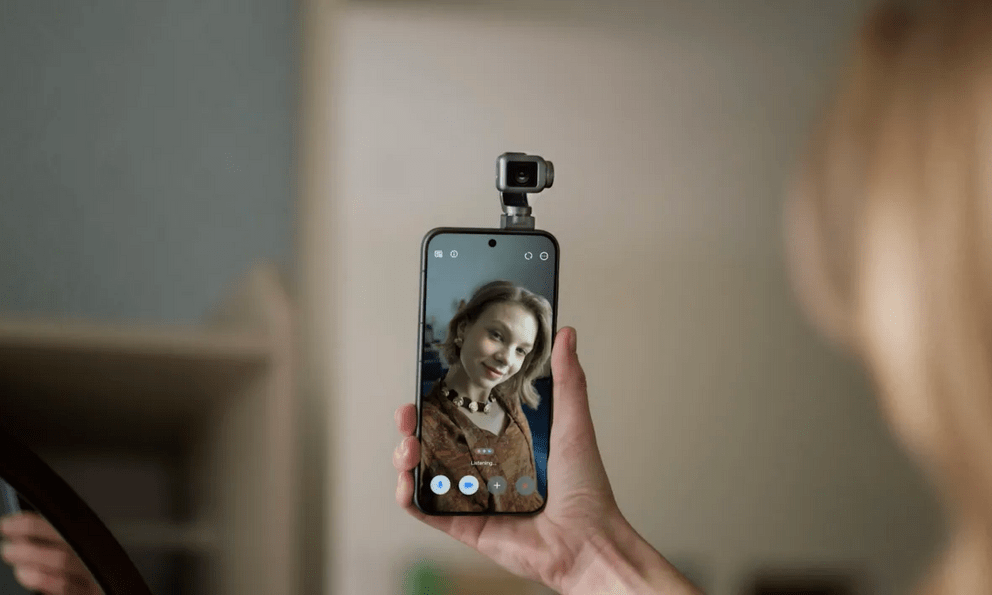 Honor Robot Phone lộ diện tại MWC 2026: Smartphone gắn cánh tay cơ học, camera 200 MP tự xoay theo nhịp nhạc và chuyển động người dùng