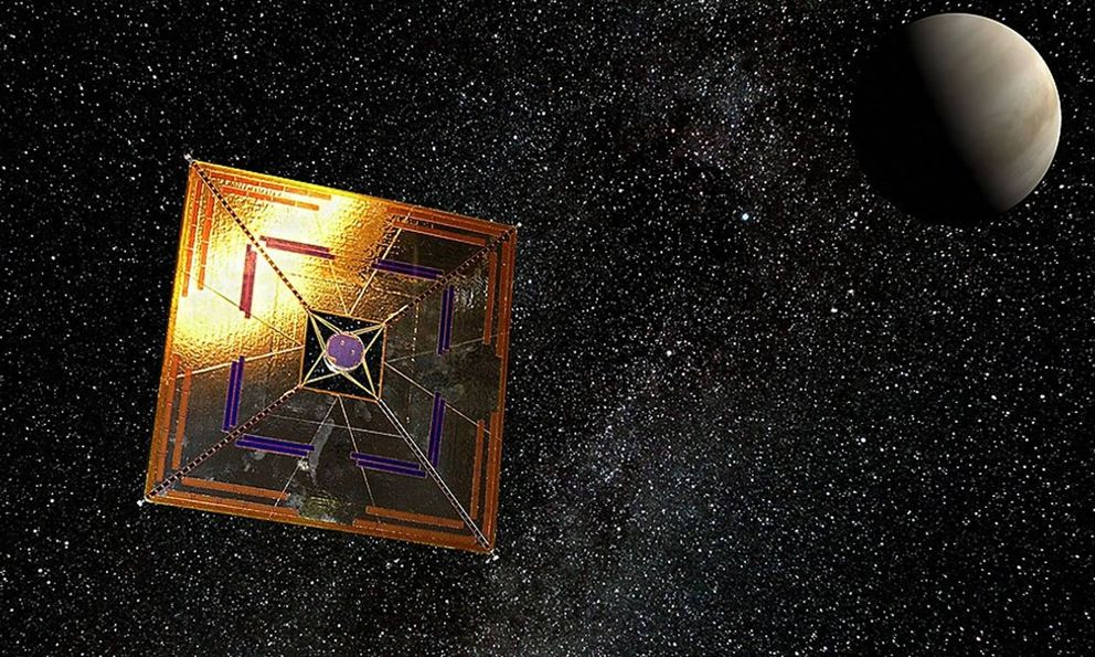 Cánh buồm tinh thể quang tử phản xạ laser đạt 90% hiệu suất mở ra hy vọng du hành liên sao không cần nhiên liệu