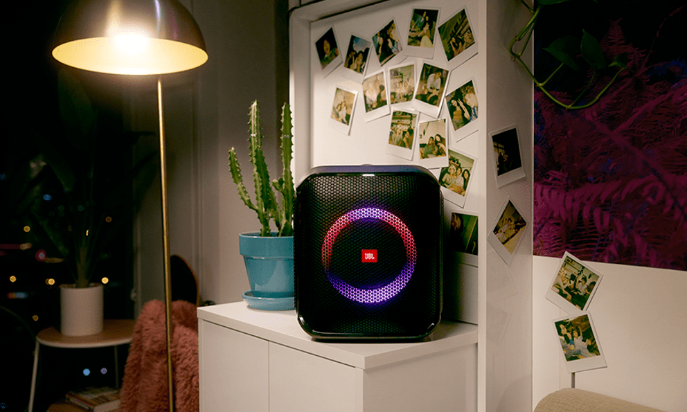 Siêu sale sinh nhật Lazada có gì: Đồ chính hãng Apple, Xiaomi, JBL giảm đến 44%, không săn là phí