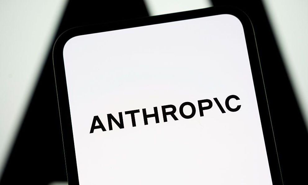 Anthropic xây hệ thống bắt AI 