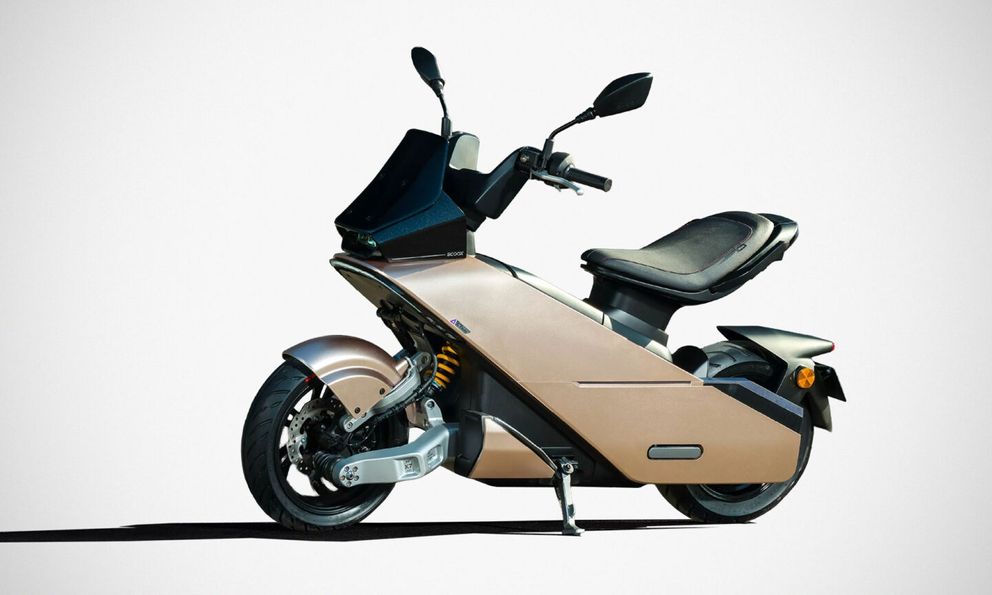 Thương hiệu SCOOX chính thức tung ra thị trường mẫu xe máy điện mang đậm phong cách viễn tưởng