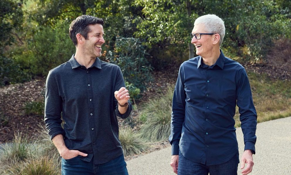 Hỏi AI: John Ternus sẽ thay đổi Apple thế nào - và liệu ông có thể trở thành 