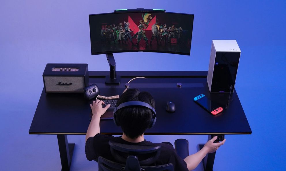 HyperWork ra mắt bàn nâng hạ tích hợp RGB và hệ thống quản lý dây, giá 15,99 triệu đồng