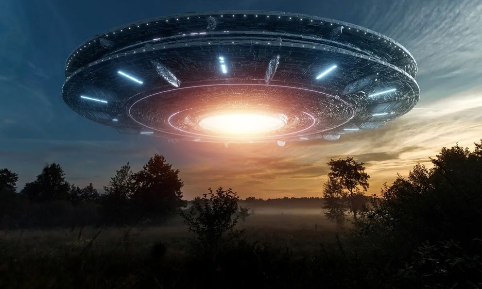 Bí ẩn dự án Blue Beam: Thuyết âm mưu những năm 1990 kể về các cuộc xâm lược của người ngoài hành tinh bằng ảnh ba chiều