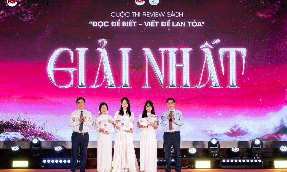 Đêm nhạc hội khép lại Dạ Khúc Tháng Tư 2026: ba chương cảm xúc và hai nghệ sĩ 'Anh Trai'