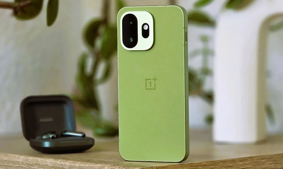 Notebookcheck: Điện thoại flagship mini này 