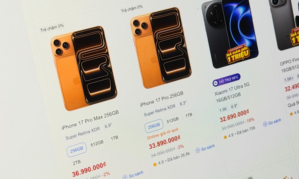 TGDĐ hé lộ về phân khúc smartphone cao cấp: iPhone 17 Pro Max bán chạy gấp 9 lần mẫu Android hot nhất, nhiều flagship Trung Quốc chỉ được vỏn vẹn... vài trăm máy