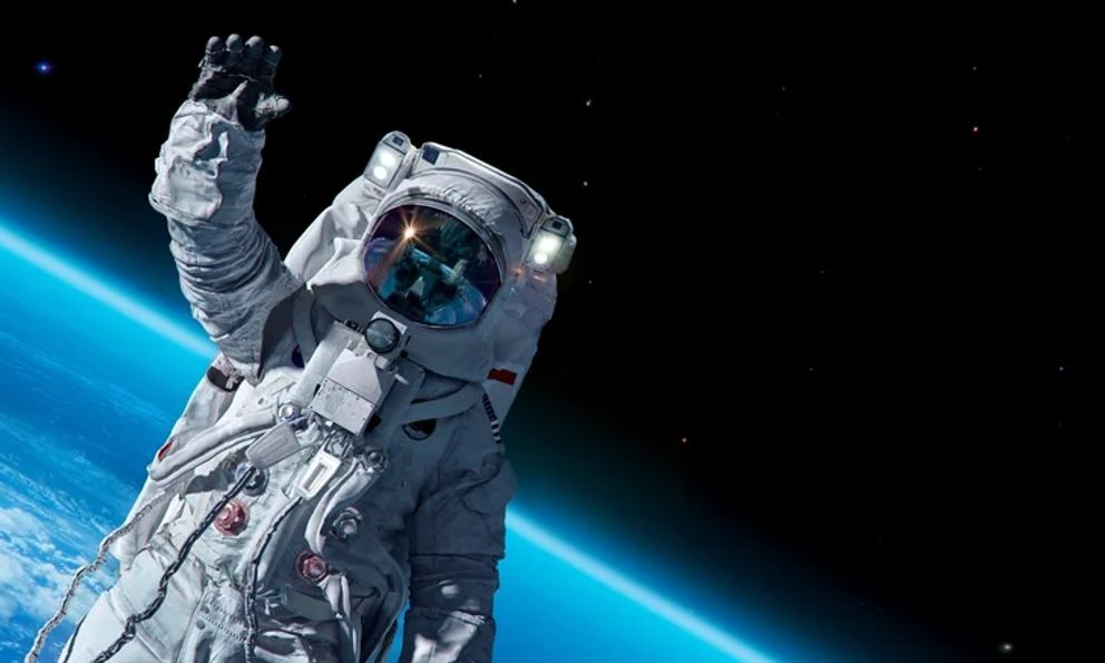 Phi hành gia trở về từ vũ trụ với ADN thay đổi: Thí nghiệm trên cặp anh em sinh đôi của NASA hé lộ điều đáng lo ngại
