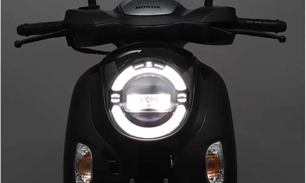 Honda Scoopy Prestige 109cc: Xe tay ga siêu tiết kiệm, chỉ 'ăn' 58,8 km/lít xăng