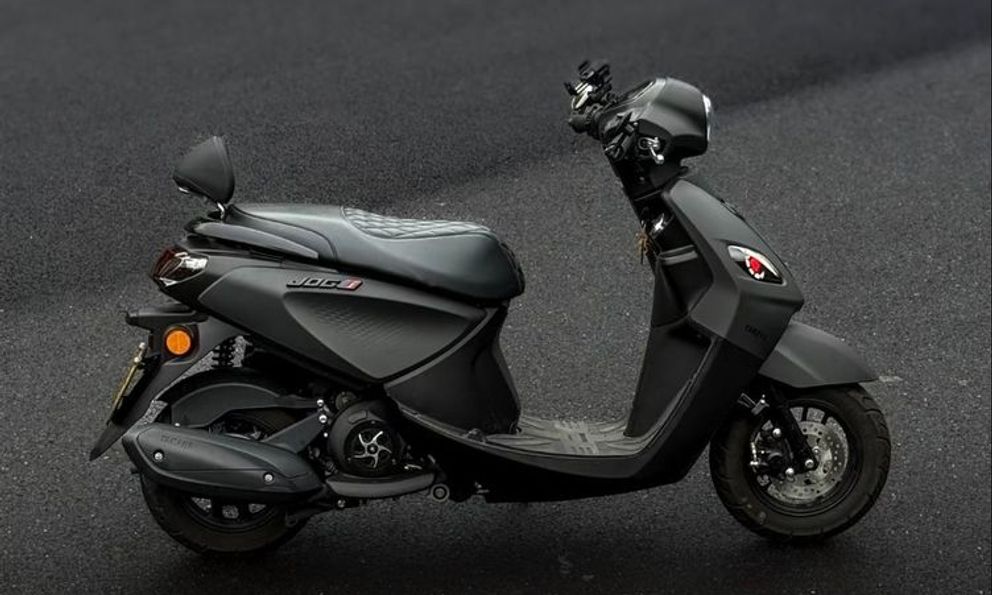 Xóa bỏ lốp trơn trượt, Yamaha Jog i Plus lột xác nhằm lật đổ xe quốc dân Honda Vision