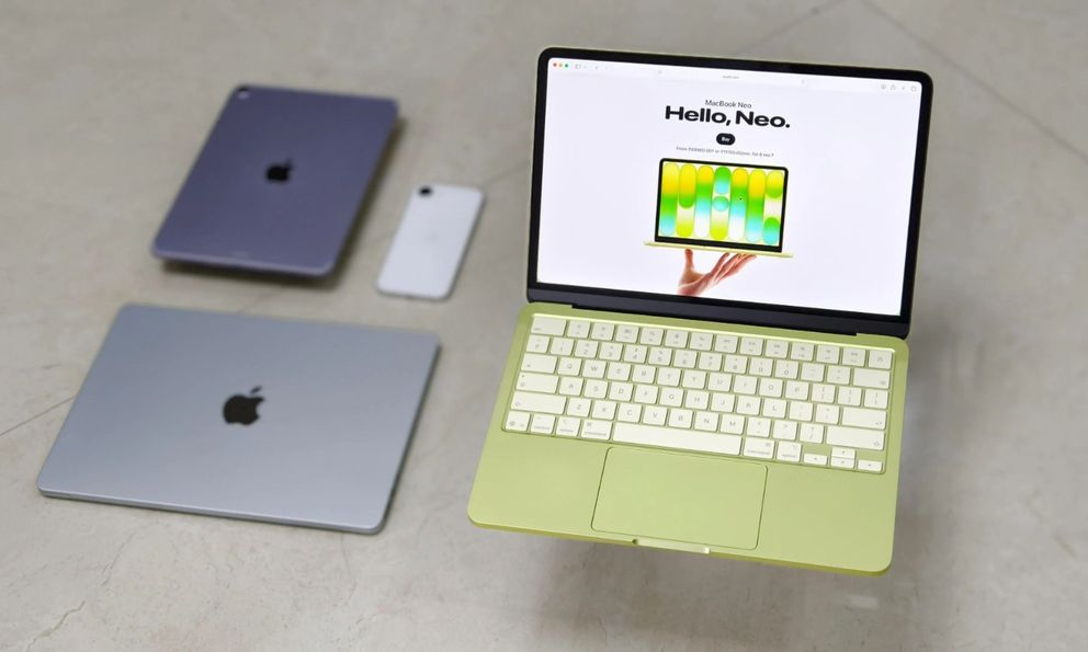 Chiếc MacBook cho sinh viên nhưng lại không có quà tặng sinh viên!