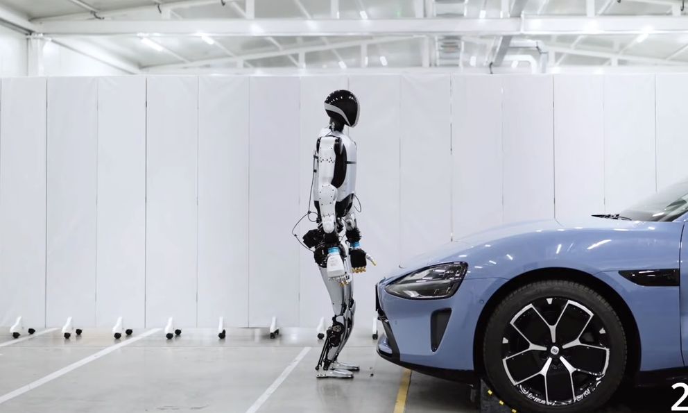 Kỷ nguyên mới của công nghiệp ô tô, robot nhân hình Xiaomi lắp ráp xe điện đạt tỷ lệ thành công 98%