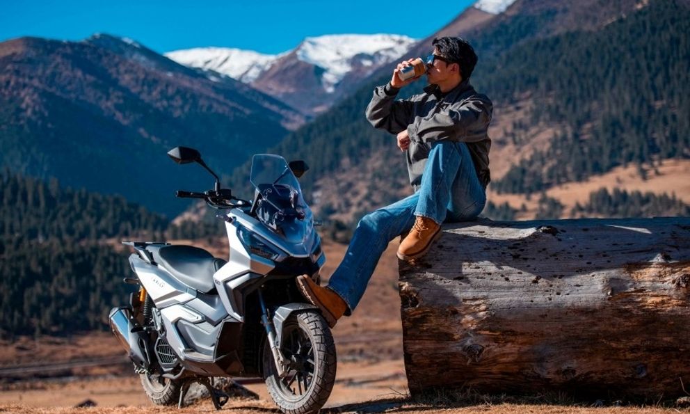 Xe tay ga ADV Kymco Dink G150 mang trang bị an toàn vượt tầm giá đe dọa Honda ADV 160
