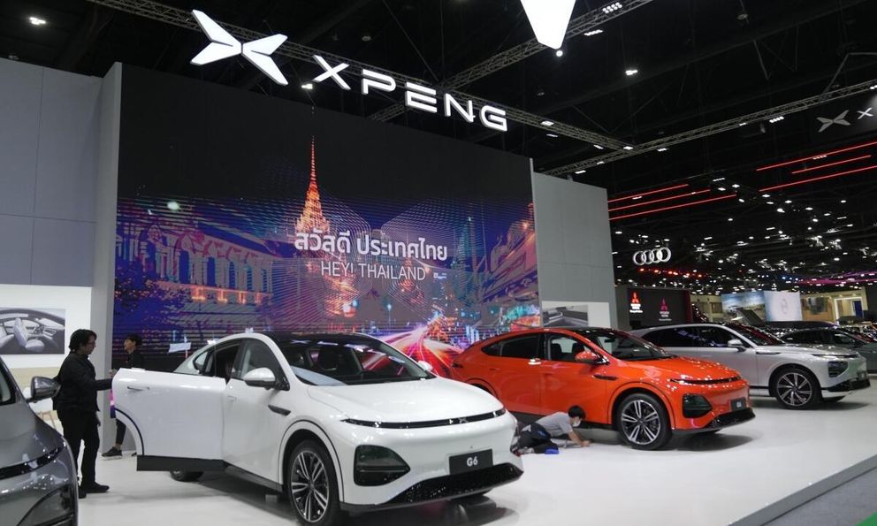 Chuyện xảy ra khi thương hiệu xe bị chính đại lý rời bỏ: Khách mất 45 ngày chưa sửa nổi xe