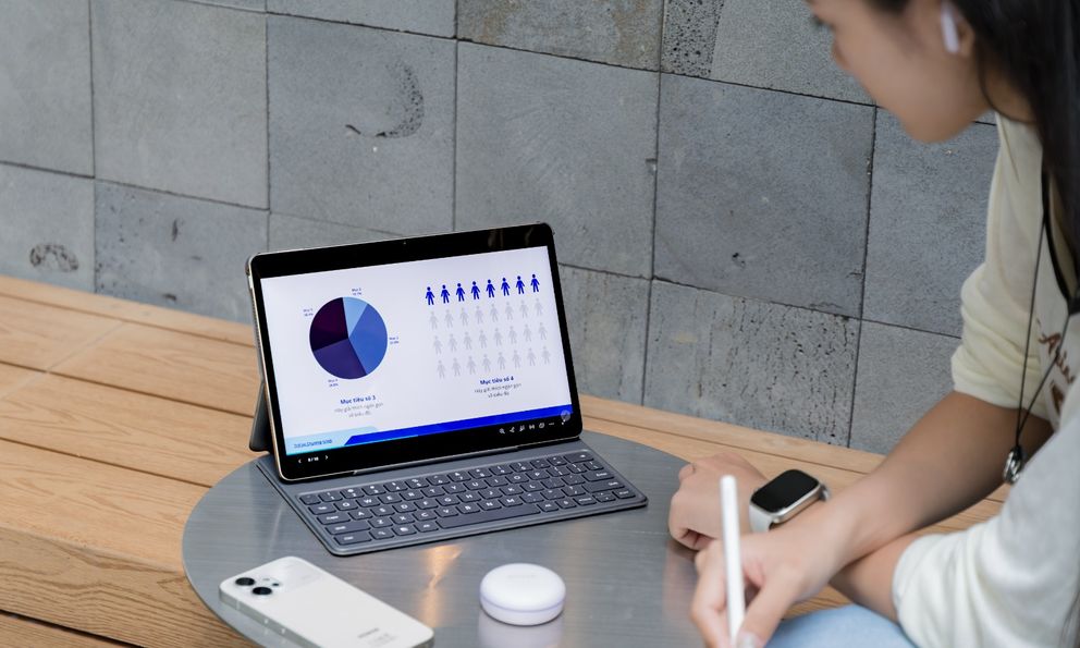 HONOR có máy tính bảng mới: Màn hình 11,5 inch, pin 10.100mAh, 8 loa, tặng bàn phím và bút cảm ứng, giá 13,99 triệu đồng