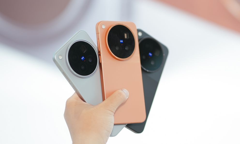 vivo X500 series chính thức: Nâng cấp quá ngon, camera chụp đẹp như máy ảnh, có bán chính hãng cả bản Pro Max
