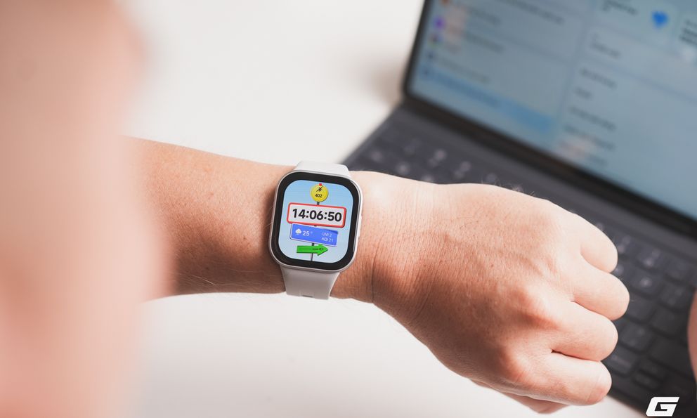 Không ngờ có ngày Xiaomi làm smartwatch rẻ như smartband mà lại 