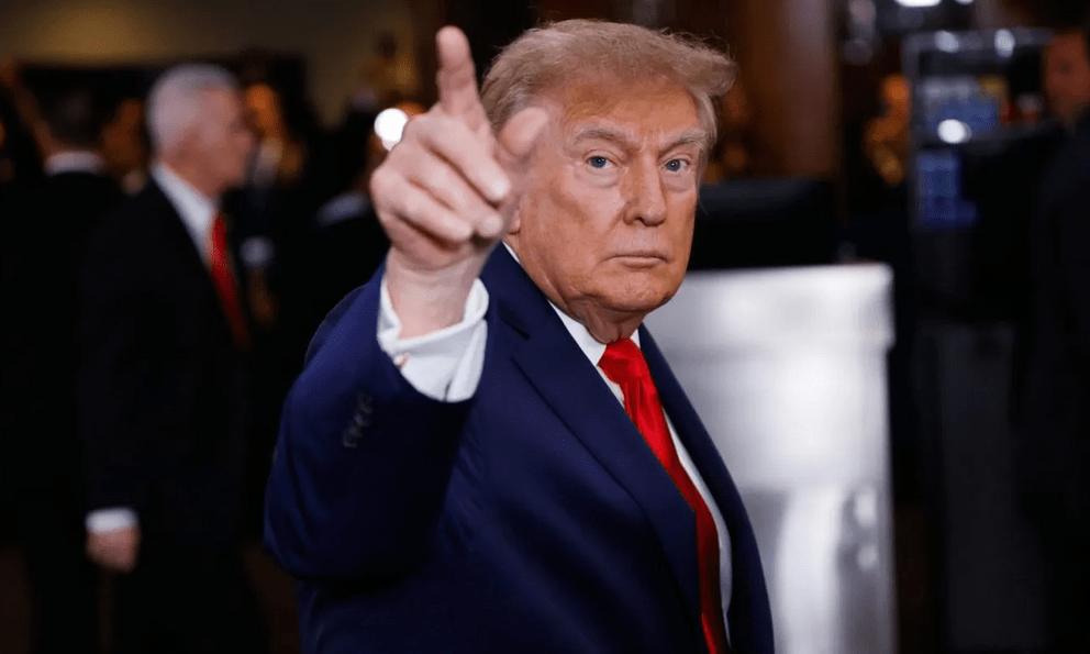 Tổng thống Trump: ‘Trí tuệ nhân tạo’ nghe thật giả tạo, Mỹ sẽ gọi AI bằng một tên mới