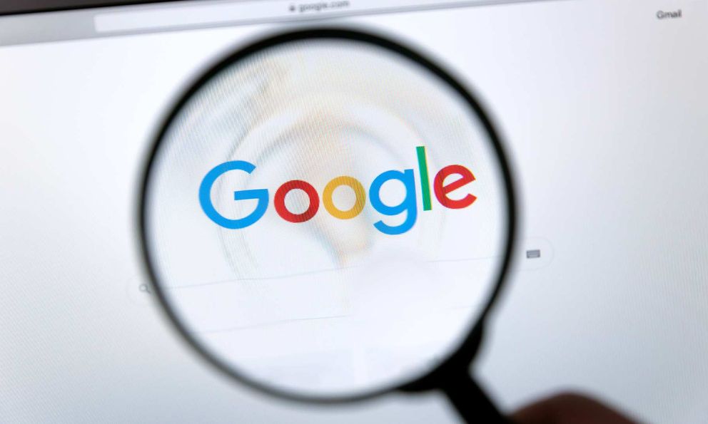Nuôi con thời AI: Khi cha mẹ cần nhiều hơn những câu trả lời từ Google