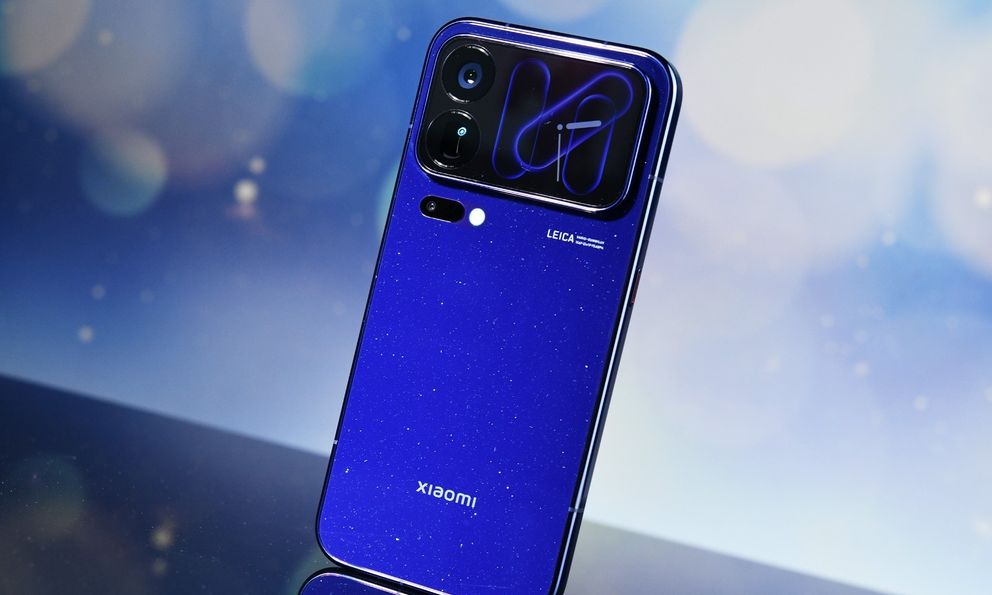 Cận cảnh Xiaomi 18 Pro Max phiên bản được sếp Xiaomi thích nhất