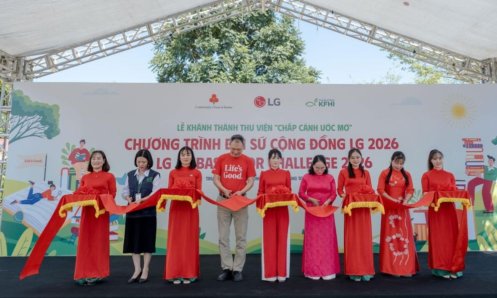 LG xây thư viện mới tại Thái Nguyên, trang bị TV 4K, màn hình thông minh và laptop cho học sinh